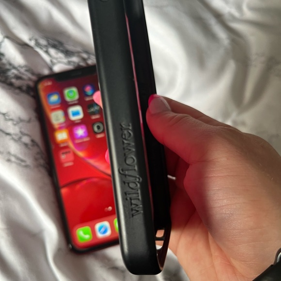 iphone xr red - Picture 6 of 9